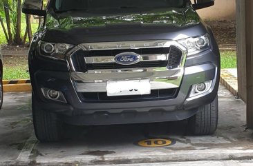 Sell Black Ford Ranger in Parañaque