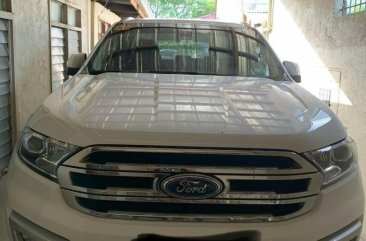 Sell White Ford Everest for sale in Manila