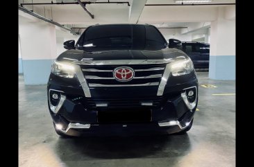 Sell Black 2019 Toyota Fortuner in Parañaque