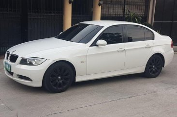 Selling White Bmw 318I in Quezon City