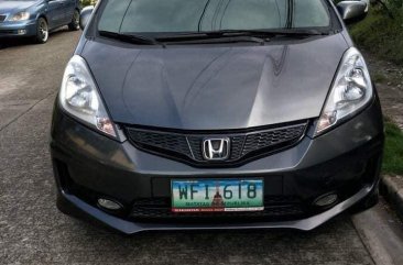 Selling Grey Honda Jazz in Biñan