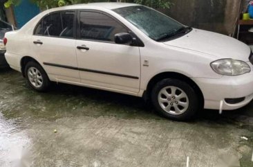 Selling White Toyota Corolla altis in Caloocan