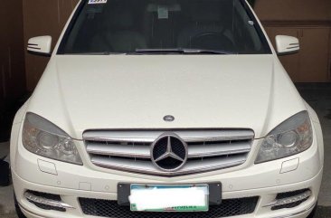 White Mercedes-Benz C200 for sale in Manila