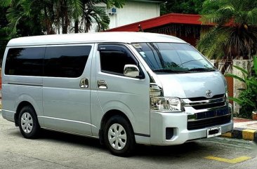 Sell White Toyota Grandia in Manila