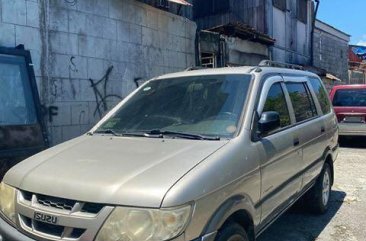 Sell Beige Isuzu Crosswind in Manila