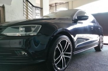 Sell Black Volkswagen Jetta in Manila