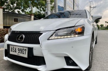 White Lexus S-Class for sale in Manila