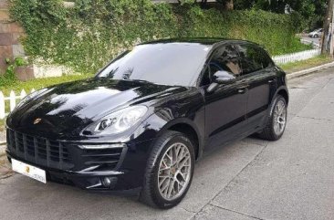 Selling Black Porsche Macan in Makati