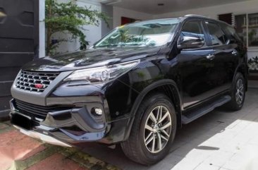 Black Toyota Fortuner for sale in Manila