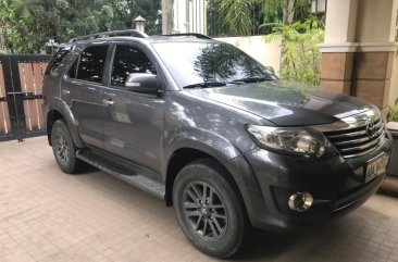 Sell Dark Grey 2015 Toyota Fortuner 2.7 (A) in Paranaque City