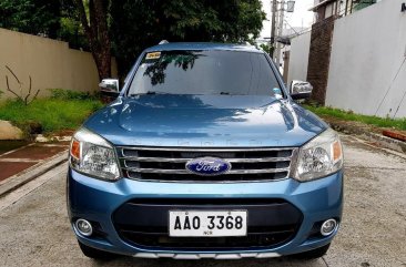 Selling Blue Ford Everest in Makati