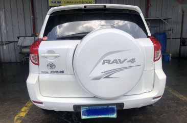Sell Pearl White Toyota Rav4 in Manila