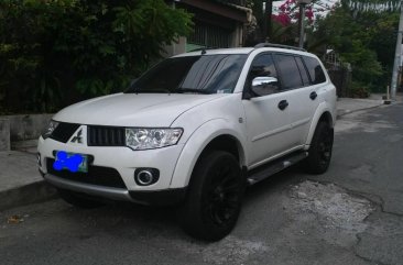 White Mitsubishi Montero for sale in Quezon City