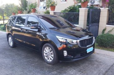 Black Kia Carnival for sale in Las Piñas