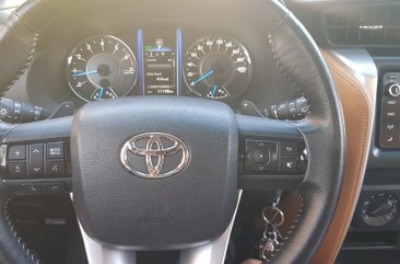 Black Toyota Fortuner for sale in Pasig