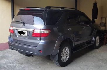 Grey Toyota Fortuner 2010 for sale in Quezon City