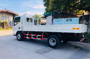 Selling White JAC Dropside Queen 14Ft 2018 in Las Piñas