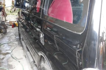 Selling Black Hyundai Starex 2003 in Metro Manila