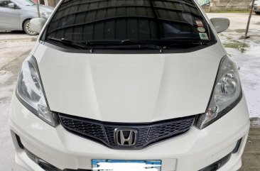 White Honda Jazz 1.5 S i-VTEC (A) 2013 for sale in Cavite