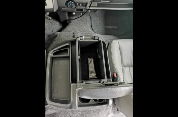 Selling Black Toyota Hiace Super Grandia 2018 Van at 20613 km in Manila