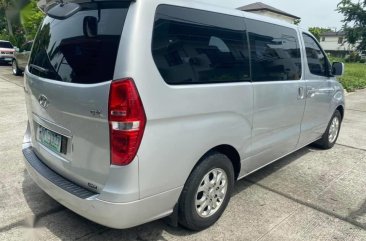 Grey Hyundai Grand starex 2015 Van for sale in Manila