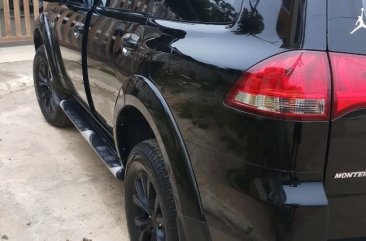 Black Mitsubishi Montero 2015 for sale in Quezon City