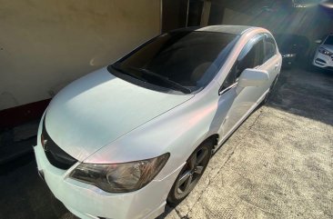 Selling White Honda Civic 2010 in Manila