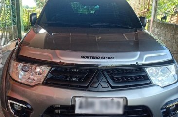 Selling Grey Mitsubishi Montero 2015 in Pampanga