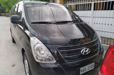 Sell Black 2017 Hyundai Grand Starex in Manila