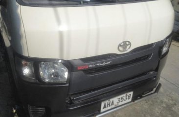 White Toyota Hiace 2015 for sale in Caloocan