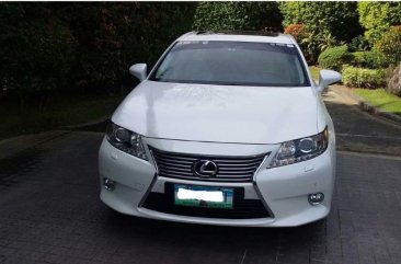 Pearl White Lexus ES 350 2013 for sale in Muntinlupa