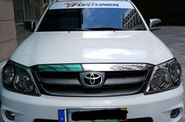 Sell White 2006 Toyota Fortuner in Quezon City