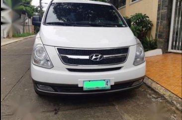 White Hyundai Grand Starex 2010 for sale in Quezon City