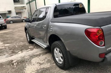 Silver Mitsubishi Strada for sale in Lapu-Lapu