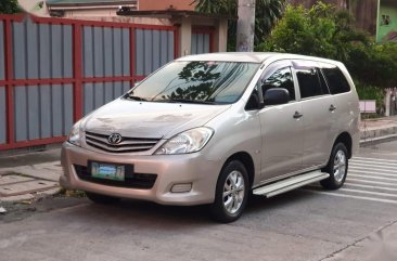 Sell Silver Toyota Innova in Quezon City