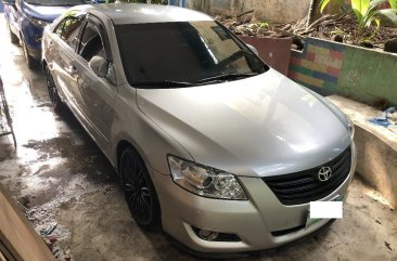 Sell Pearl White Toyota Camry in Taguig