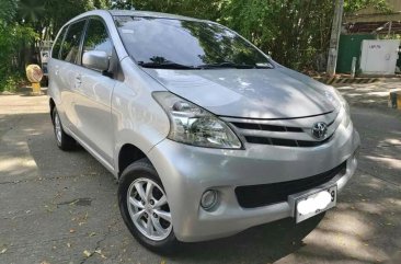 Selling Silver Toyota Avanza in Quezon City