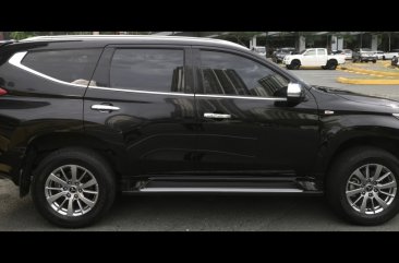 Selling Black Mitsubishi Montero sport 2018 in Manila