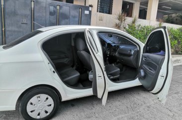 Sell White Mitsubishi Mirage 2015 in Quezon City