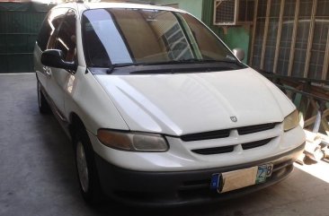 White Chrysler Grand Voyager 2001 for sale in Manila