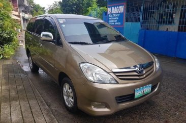 Brown Toyota Innova 2011 for sale