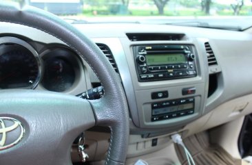 Selling Black Toyota Fortuner 2006 in Pampanga