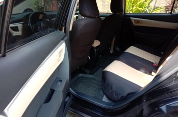 Sell Black 2015 Toyota Corolla Altis in Quezon City