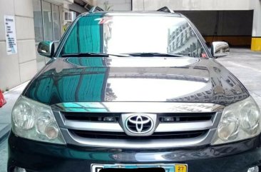 Selling Black Toyota Fortuner 2006 in Quezon City