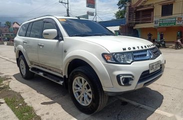 White Mitsubishi Montero Sports GLX 2015 for sale in Baroy