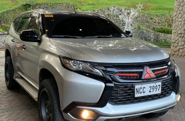 Sell Silver Mitsubishi Montero sport in Quezon City