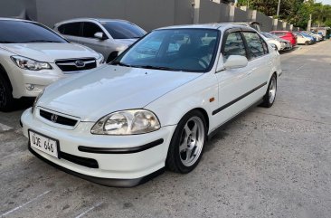 Sell Pearl White Honda Civic in Manila