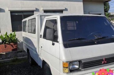 White Mitsubishi L300 for sale in Manila