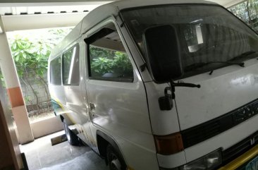 Selling White Isuzu Elf in Bacolod