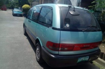 Selling Blue Toyota Estima in Manila